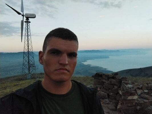  --,   , 23 ,   