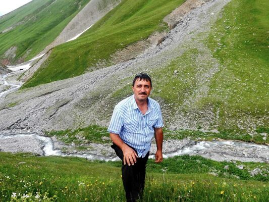  ,   Alik, 54 ,   ,   