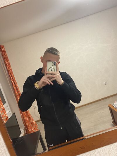 ,   Parker, 24 ,   ,   
