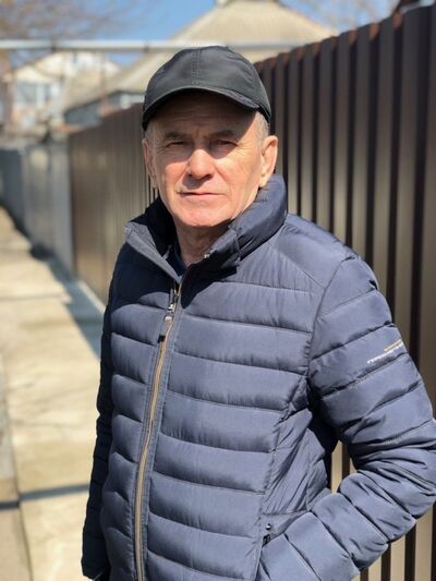  ,   Sasha, 70 ,     , c 
