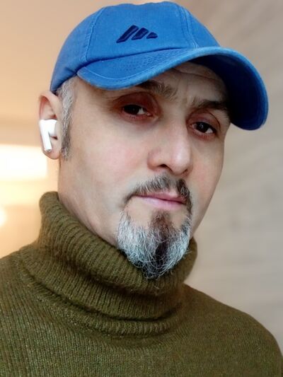  ,   Tim, 47 ,   ,   
