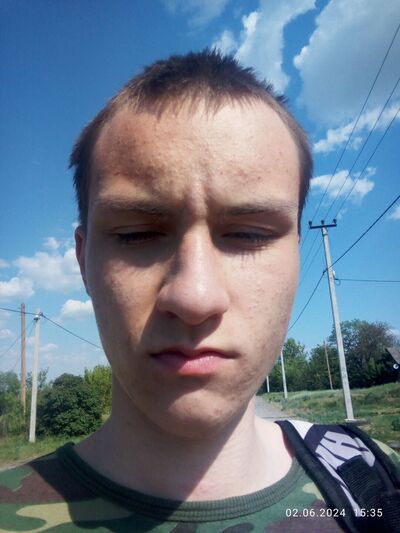  ,   Vlad, 22 ,   ,   