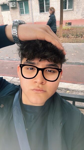 ,   Kamron, 21 ,   ,   , c 