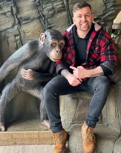  ,   Jameswalker, 50 ,   ,   