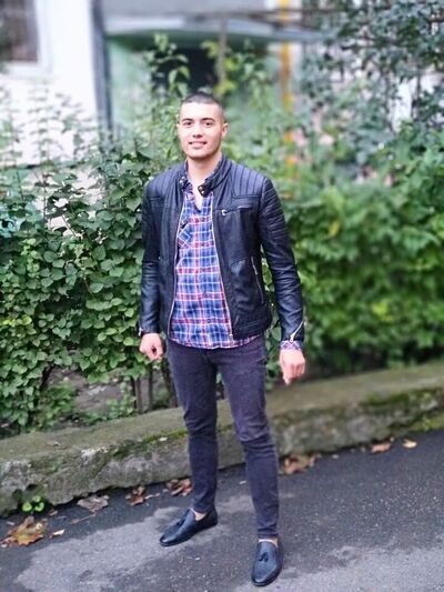  ,   Sebastian, 31 ,     , c 