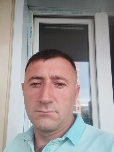  ,   Artyom, 38 ,   ,   