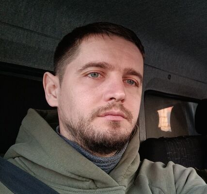  ,   Maxim, 32 ,   ,   