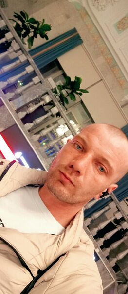  ,   Alexander, 32 ,   ,   , c , 