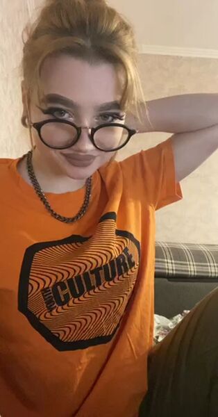  -,   Vika, 29 ,   ,   