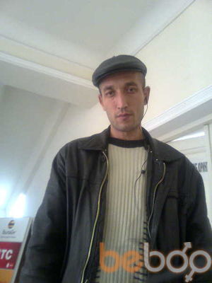  ,   Farhod, 47 ,   