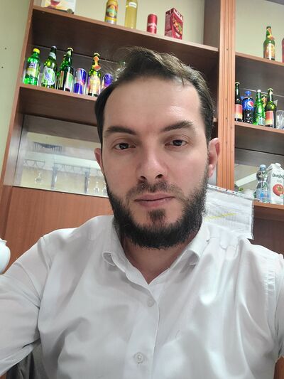  ,   Kamil, 38 ,   ,   