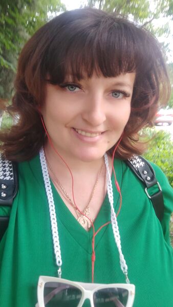  ,   Roxie, 35 ,   ,   , c , 