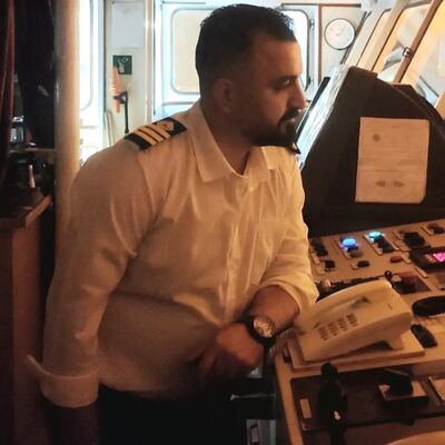  ,   Vahid, 38 ,   ,   