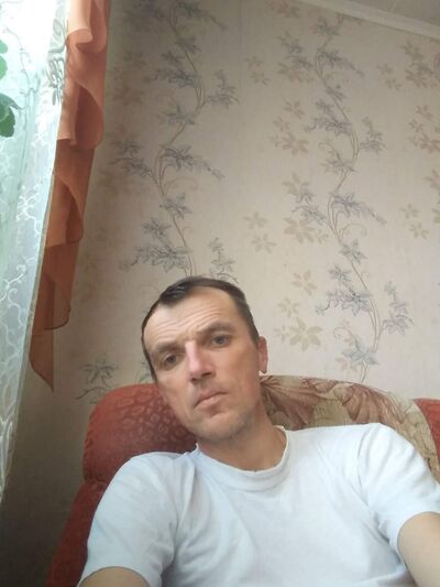  ,   Vadim, 48 ,   ,   