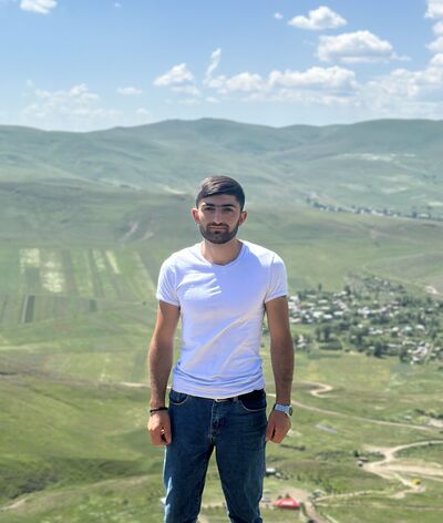  ,   Gevorg, 28 ,   ,   