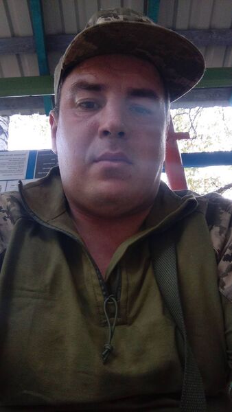 ,   Simon, 37 ,  