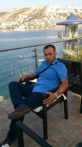  ,   Seymur, 44 ,   