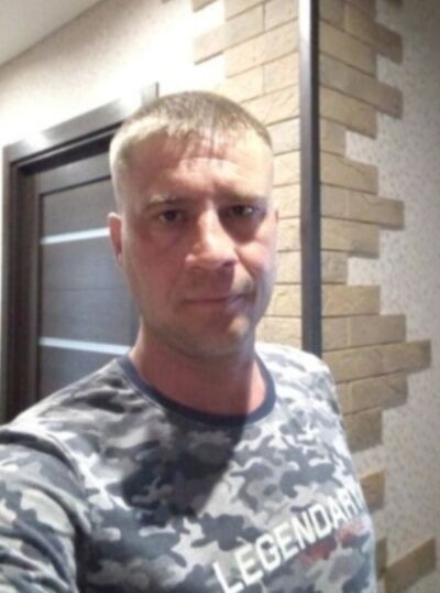  ,   Alecs, 48 ,   ,   