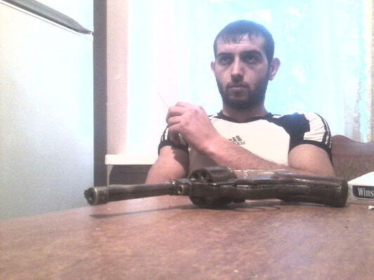  ,   Rameo, 37 ,   