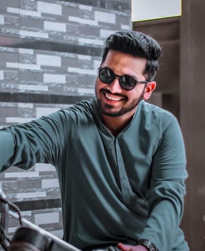  ,   Dr Hassan, 26 ,   ,   
