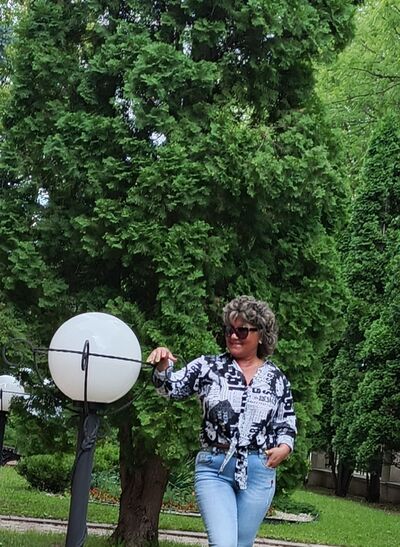  -,   Margarita, 49 ,   