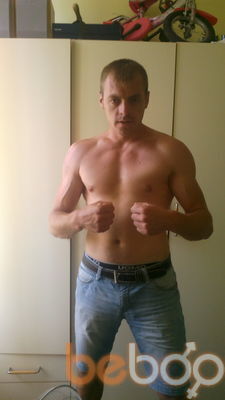  3272949  Sergio, 40 ,    