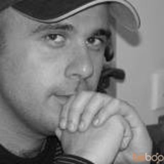  ,   Gio, 46 ,   