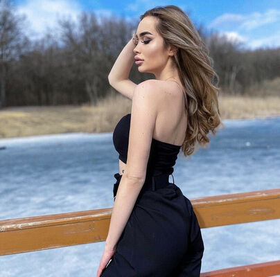  ,   Lena, 24 ,   ,   
