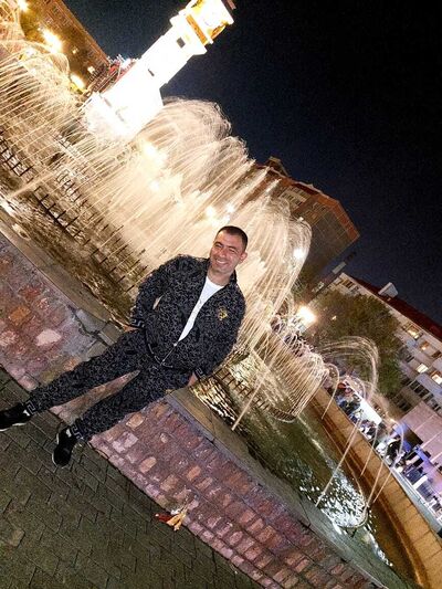  ,   Robert, 43 ,   ,   , c , 