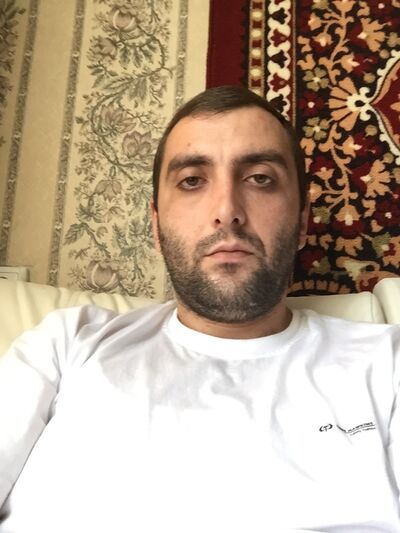  ,   Artur, 38 ,   ,   , c 
