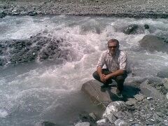  ,   Yalcin, 52 ,     , c 