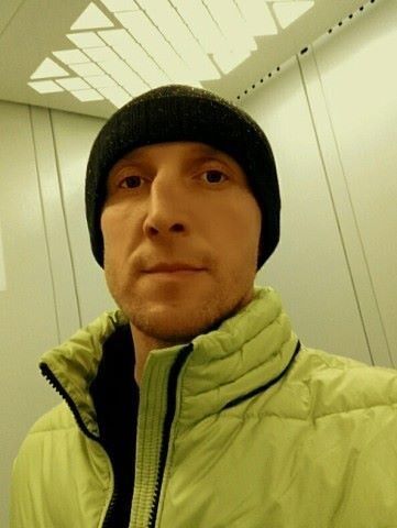  ,   ALEKSANDER, 44 ,   