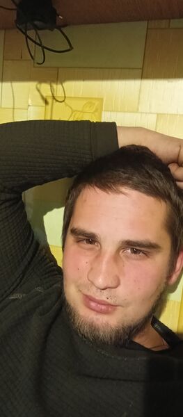  ,   Vlad, 33 ,   