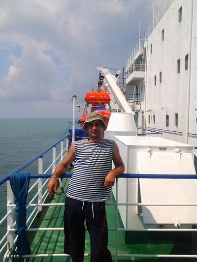  ,   Gogi, 54 ,  