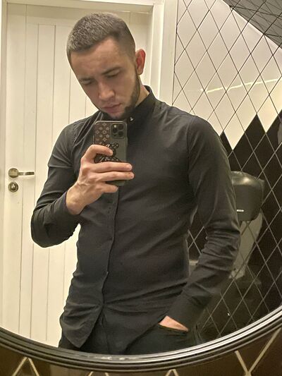  ,   Vasyl, 35 ,   ,   