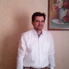   ,  Nik, 52