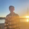  ,  Deniss, 21