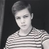  ,  Dima, 27
