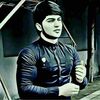  ,  Islombek, 18