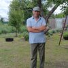  ,  Alex, 44